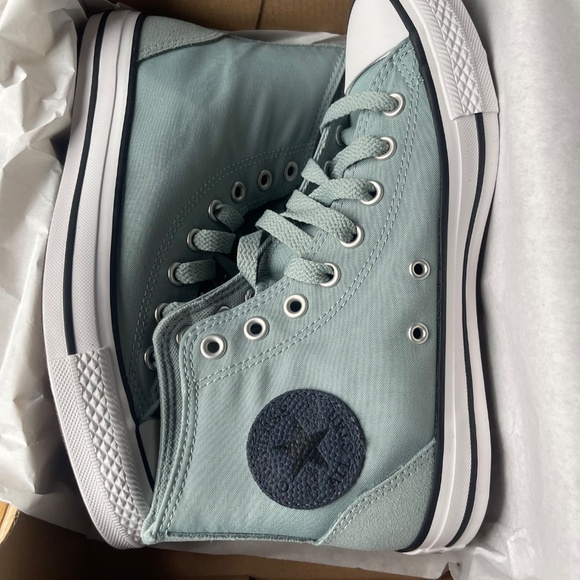 💎 Teal Chuck Taylor All Stars – SOLD-OUT Color! 🛍️ - Picture 1 of 7